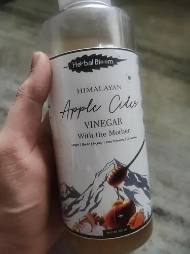 Artha Shrivastava Amazon customer bottle photo